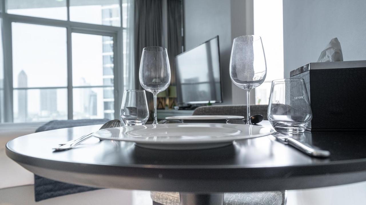 Bright Deluxe Canal View - Special Offer Apartment
