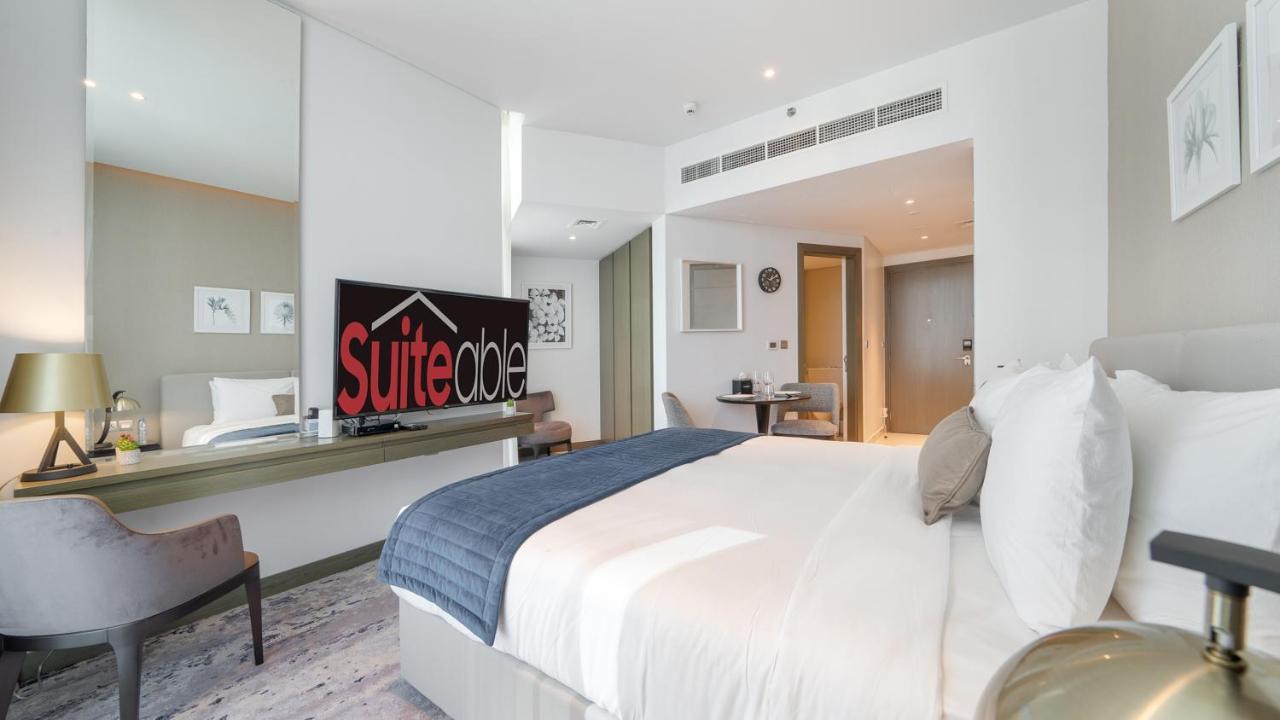 Bright Deluxe Canal View - Special Offer Apartment